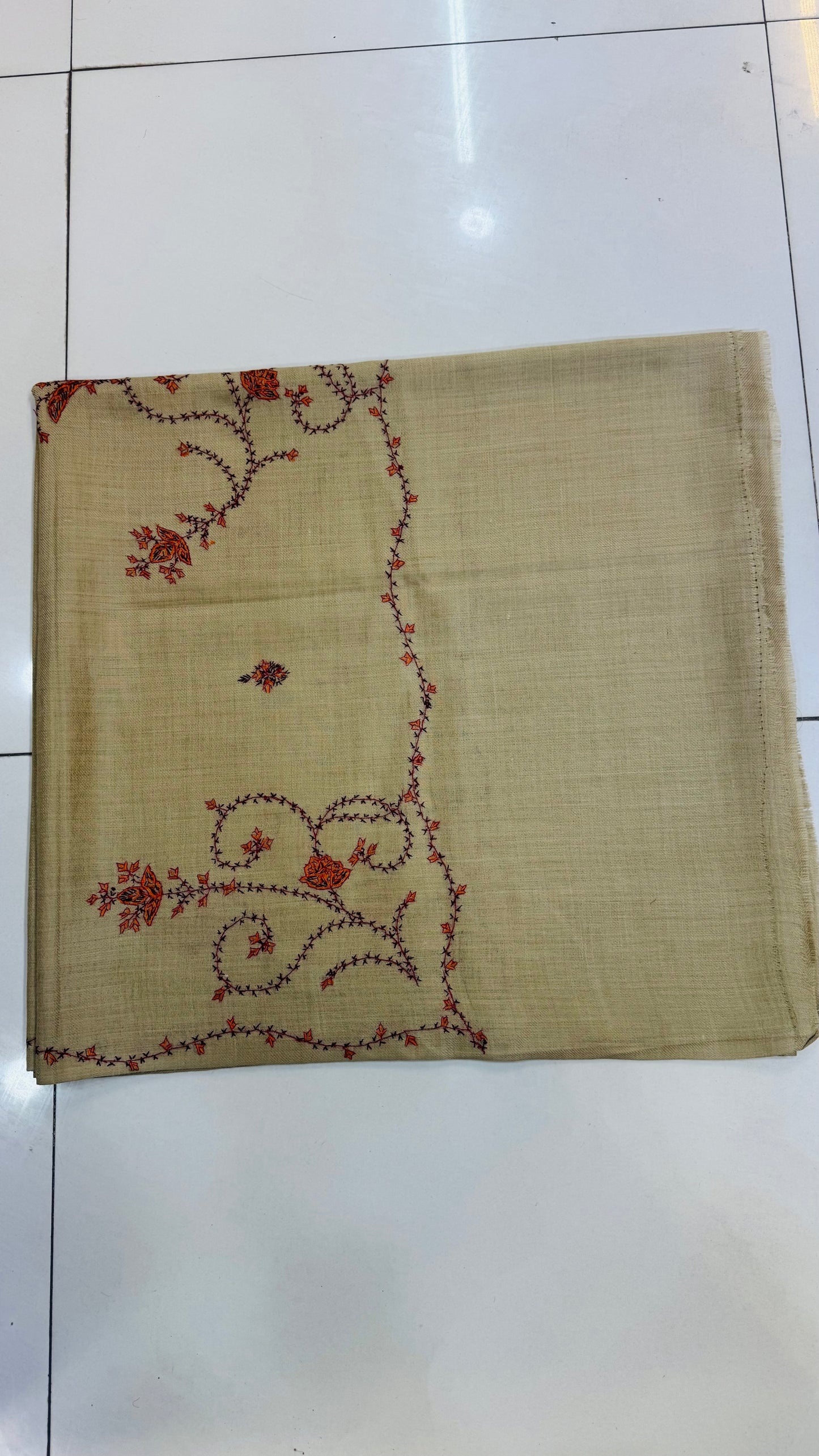 Heritage Bloom: Hand-Embroidered Beige Pashmina Shawl