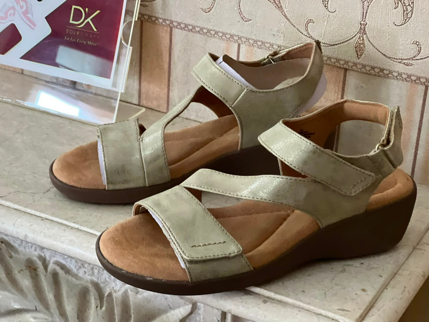 Women’s Elegant Comfort Wedge Sandals – Metallic Gold