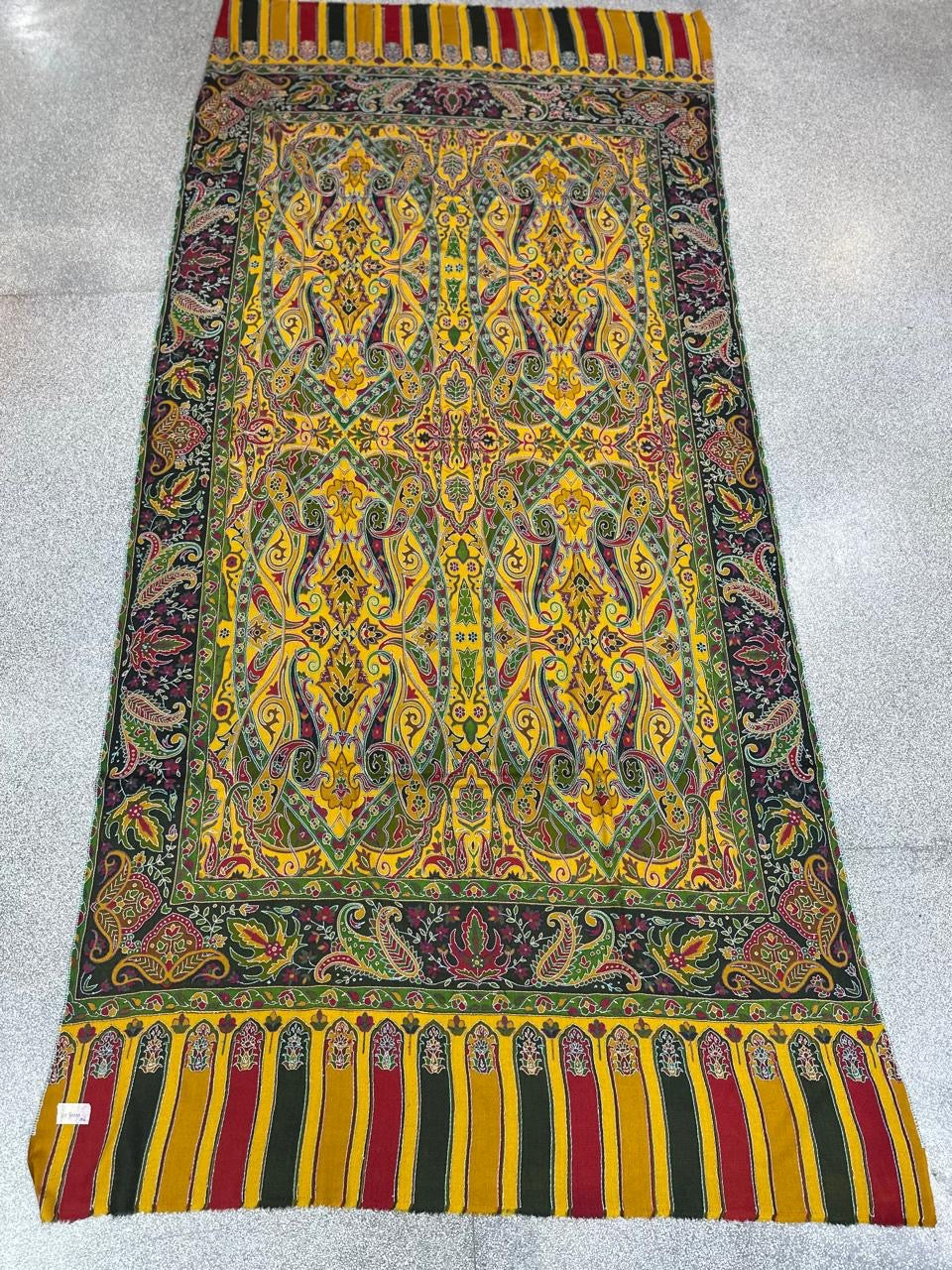 Swaticrafts Premium Woolen Qalamkaar Shawl