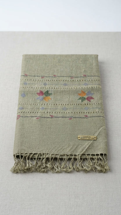 Women’s Floral Handmade Wool Shawl | Traditional Swati