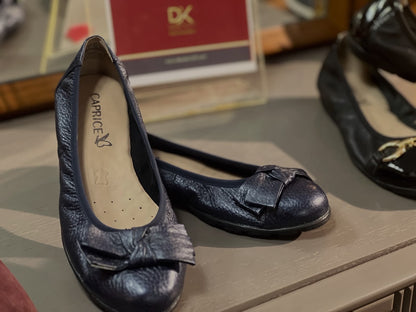 Women’s Elegant Bow Flat Shoes – Black