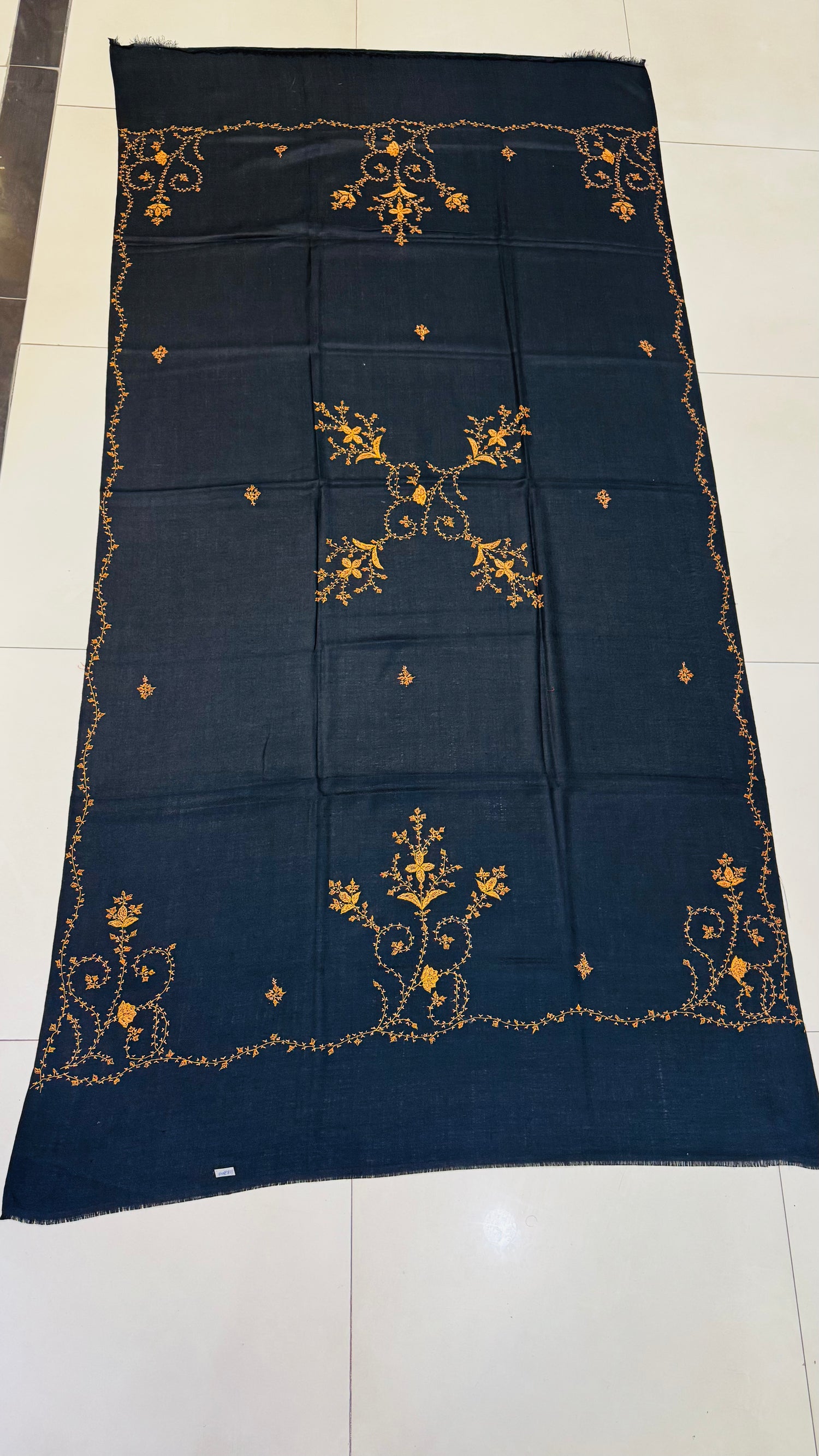 Heritage Bloom: Hand-Embroidered Black Pashmina Shawl